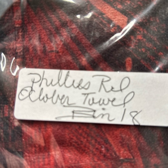 Philadelphia Phillies Red October Rally Towel 2024 MLB Baseball Citizens Bank - Picture 11 of 11